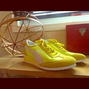 Puma wedges - fun yellow!